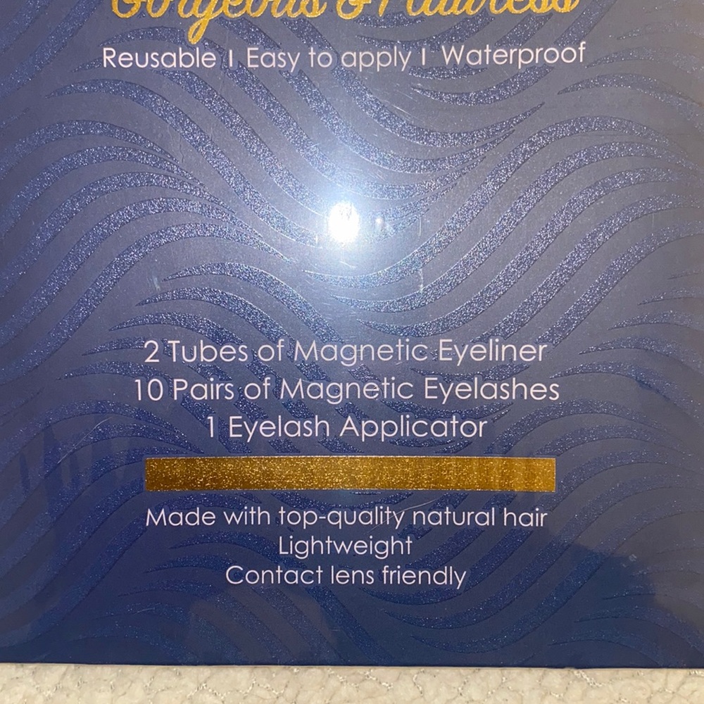 NEW Arishine Magnetic Eyeliner and Eyelashes Kit - Picture 2 of 4